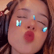 pokiKiss emote