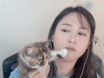 celiMarbleBite emote